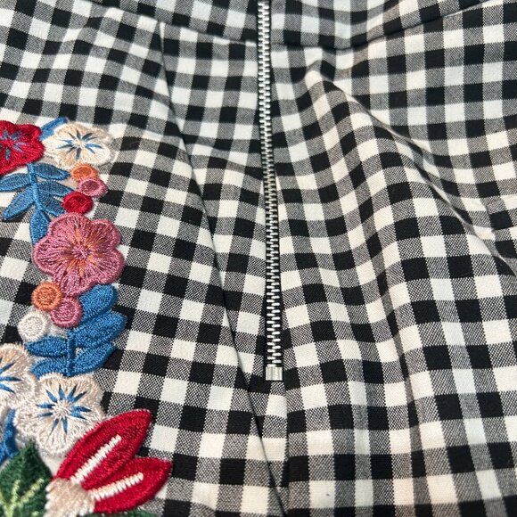 Zara Woman Black White Gingham Floral Shorts Hot Pants Embroidery Sz L High Rise - Picture 7 of 8